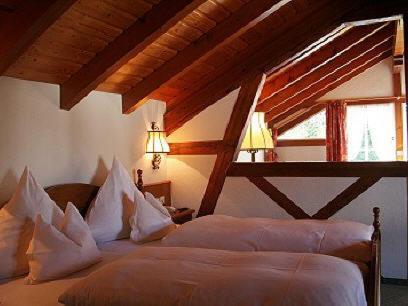 אואגן Hotel Zur Krone חדר תמונה